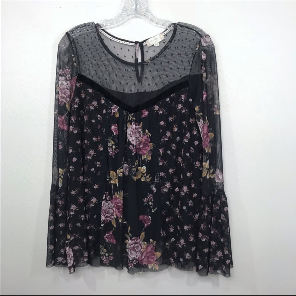 Altar’d state top